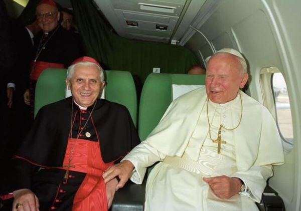 Ratzinger con Wojtyla.